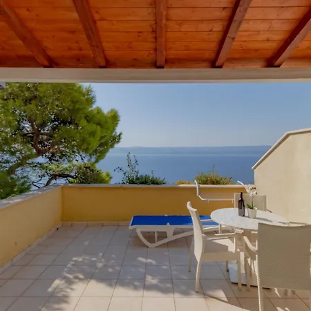 Luxury Apartments Villa Ruzmarina With New Heated Infinity Pool And Lounge Area Marusici  Exterior photo