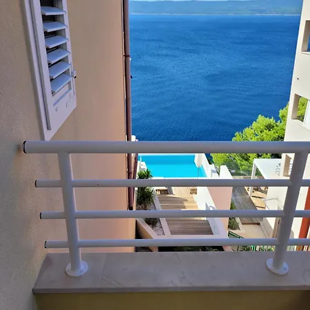 Luxury Apartments Villa Ruzmarina With New Heated Infinity Pool And Lounge Area Marusici  Exterior photo