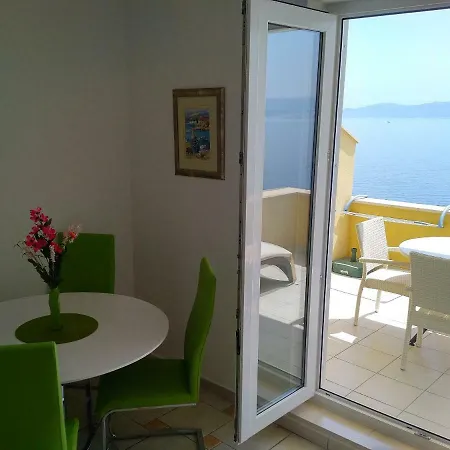 Luxury Apartments Villa Ruzmarina With New Heated Infinity Pool And Lounge Area Marusici  Exterior photo