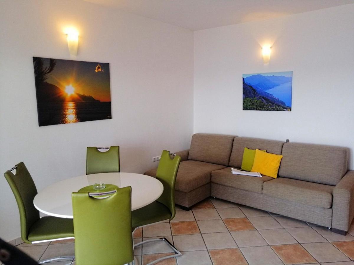 Luxury Ruzmarina With New Heated Infinity Pool And Lounge Area Appartamento Marusici (Split-Dalmatia)