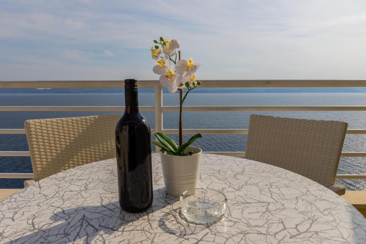 Luxury Ruzmarina With New Heated Infinity Pool And Lounge Area Apartment