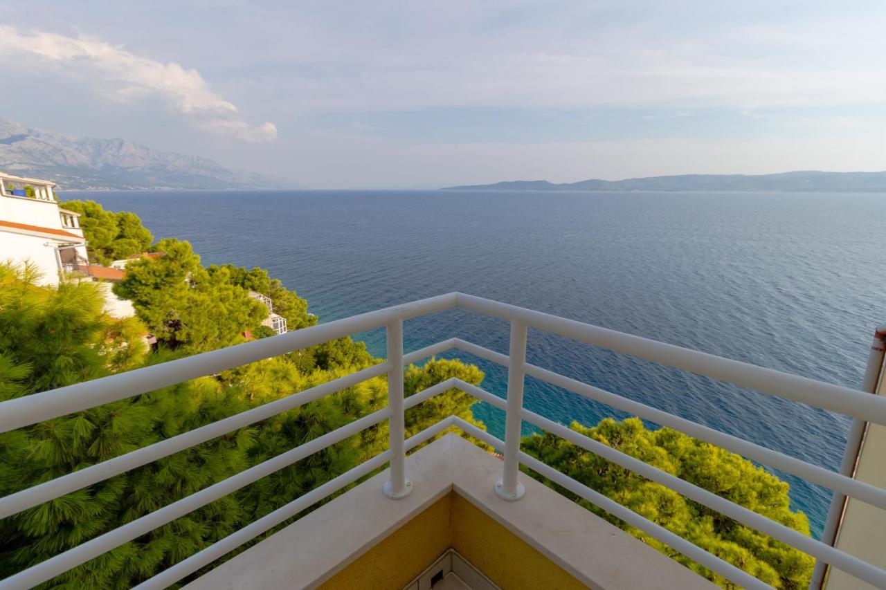 Luxury Ruzmarina With New Heated Infinity Pool And Lounge Area Apartment *