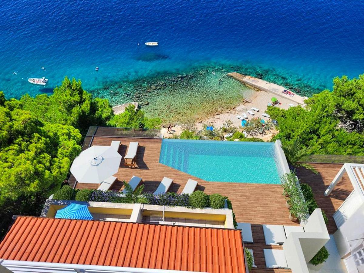 Luxury Ruzmarina With New Heated Infinity Pool And Lounge Area * Marusici (Split-Dalmatia)