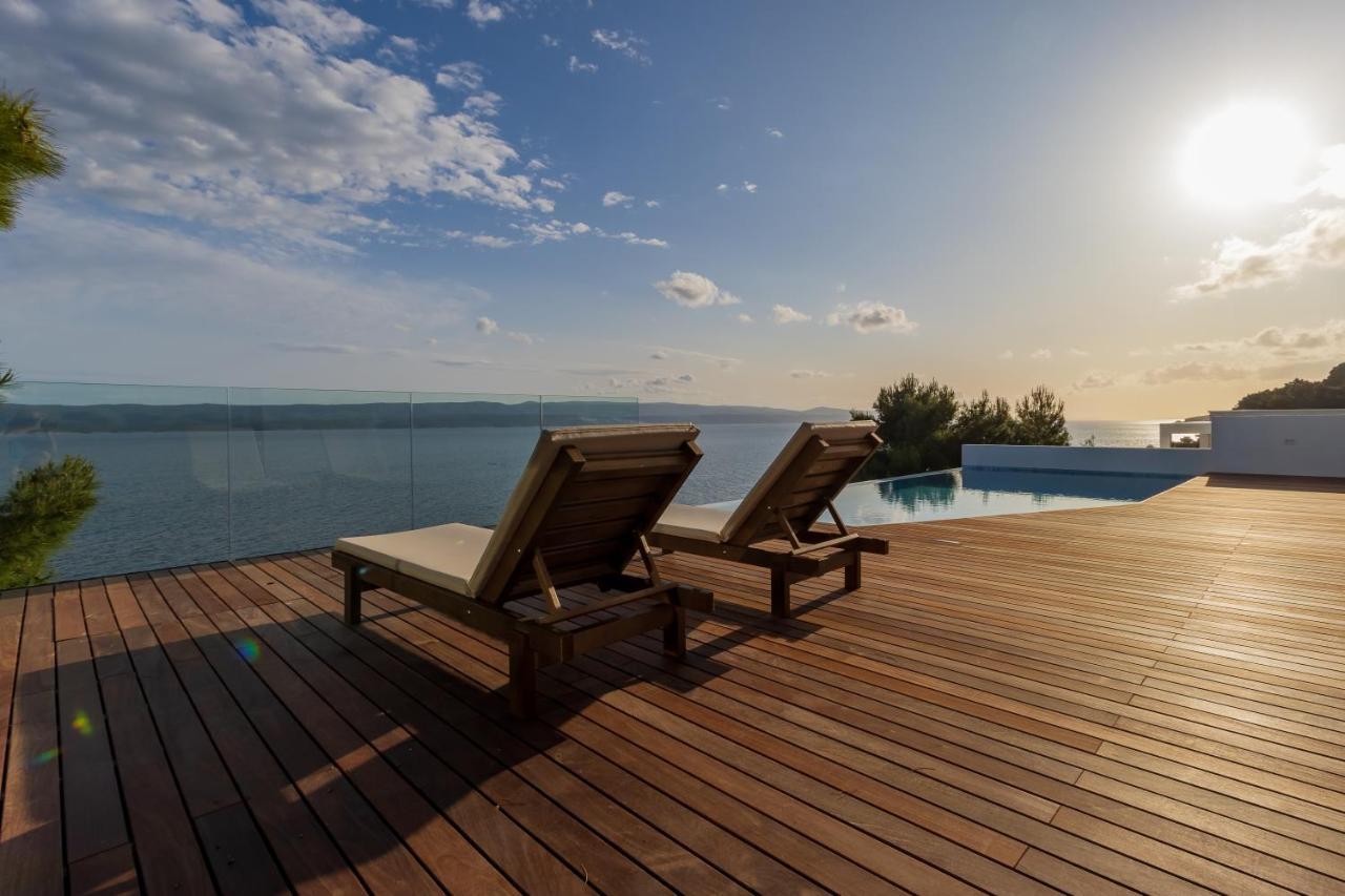 Apartment Luxury Ruzmarina With New Heated Infinity Pool And Lounge Area
