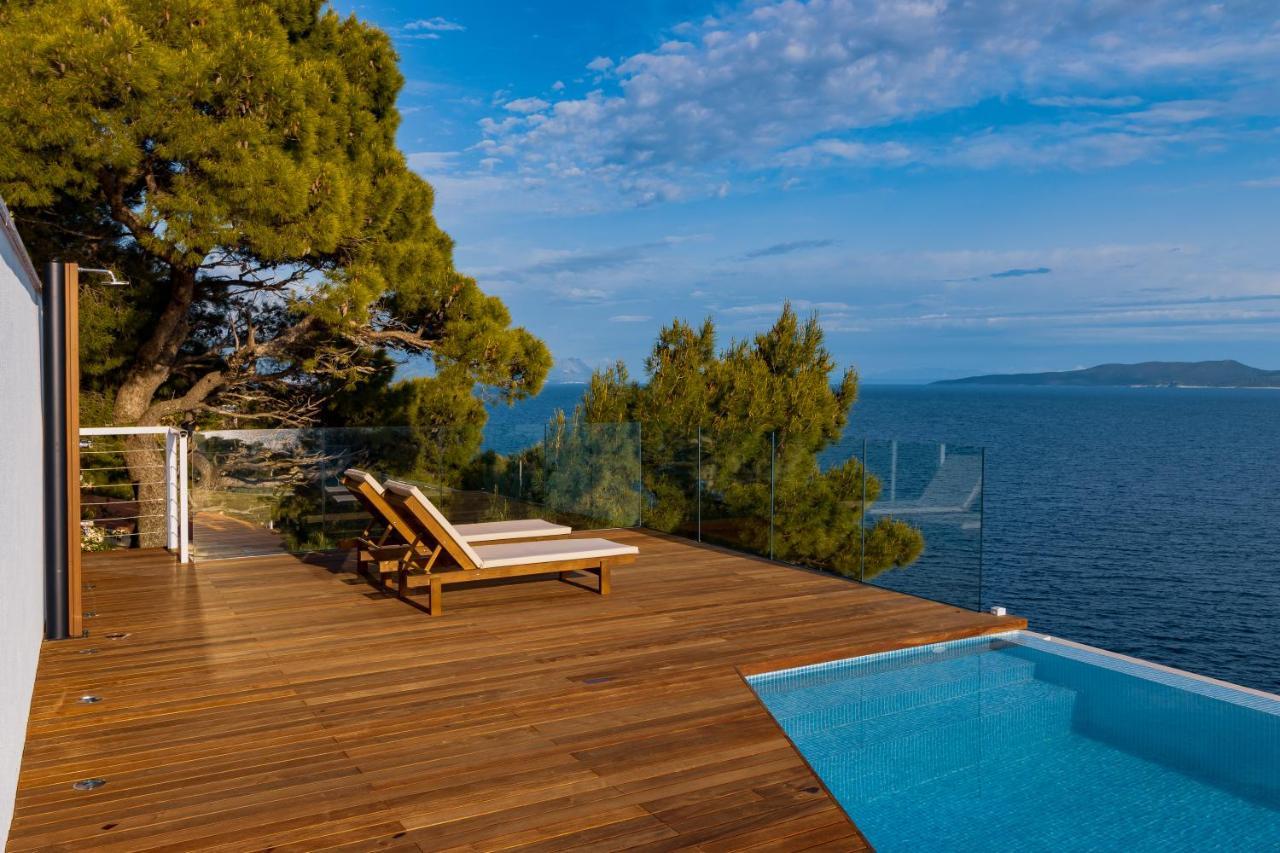Luxury Ruzmarina With New Heated Infinity Pool And Lounge Area Marusici (Split-Dalmatia)