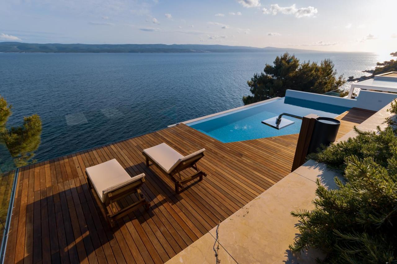 Apartment Luxury Ruzmarina With New Heated Infinity Pool And Lounge Area