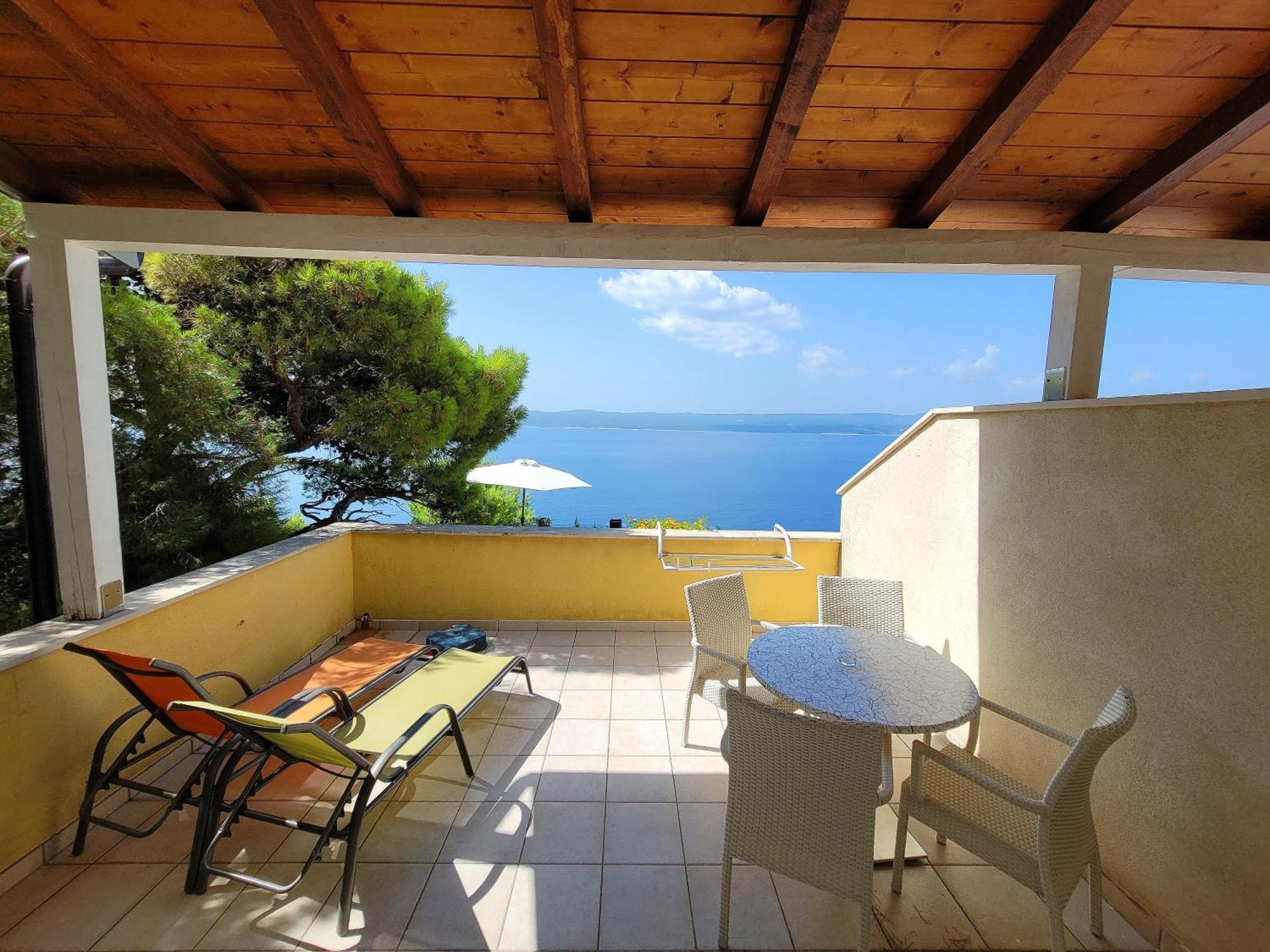 Luxury Ruzmarina With New Heated Infinity Pool And Lounge Area